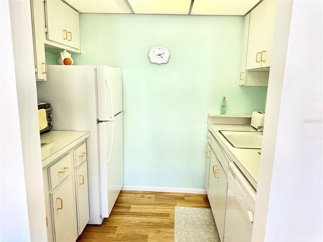 2476 ENTERPRISE ROAD 6, Clearwater, FL 33763