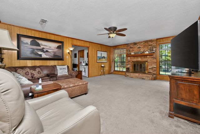 6350 County Road 4508, Athens, TX 75752