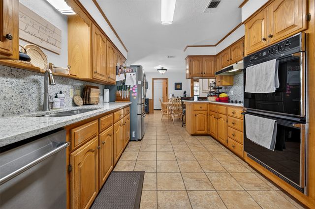 6350 County Road 4508, Athens, TX 75752