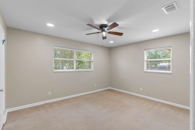 17 Azalea Drive, Mary Esther, FL 32569