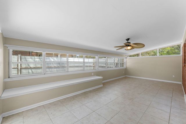 17 Azalea Drive, Mary Esther, FL 32569