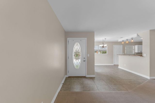 17 Azalea Drive, Mary Esther, FL 32569