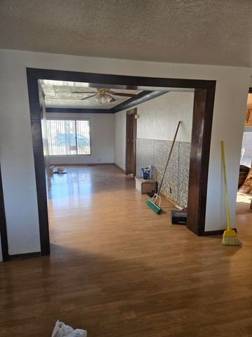 411 N Rubennie Place NW, Albuquerque, NM 87114