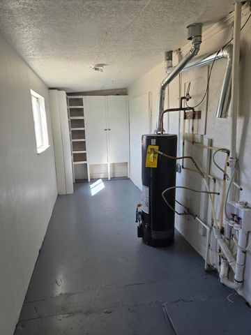 411 N Rubennie Place NW, Albuquerque, NM 87114