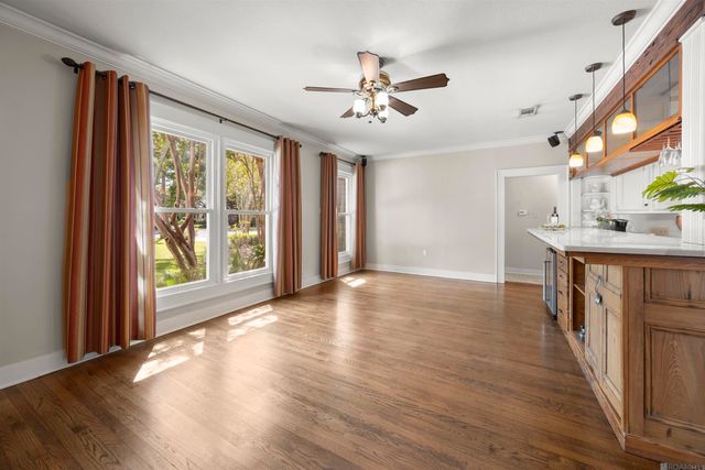 1674 Glenmore Ave, Baton Rouge, LA 70808