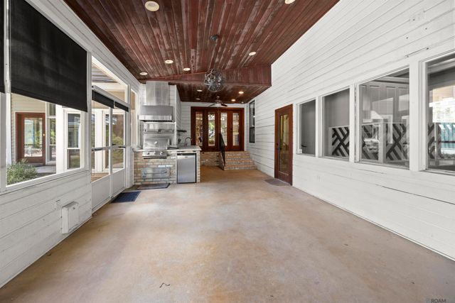 1674 Glenmore Ave, Baton Rouge, LA 70808