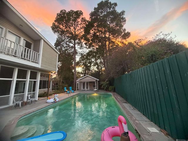 1674 Glenmore Ave, Baton Rouge, LA 70808