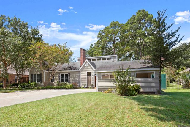 1674 Glenmore Ave, Baton Rouge, LA 70808