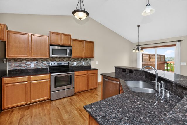 16219 Monroe Court, Urbandale, IA 50323