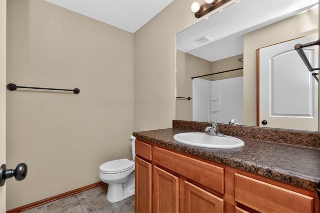 16219 Monroe Court, Urbandale, IA 50323