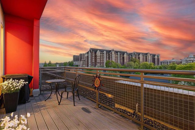1900 12th Ave S Apt 513, Nashville, TN 37203