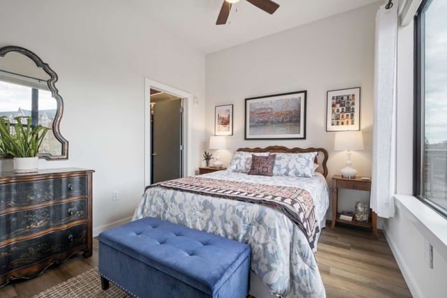 1900 12th Ave S Apt 513, Nashville, TN 37203
