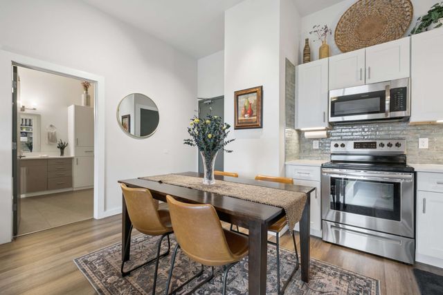 1900 12th Ave S Apt 513, Nashville, TN 37203