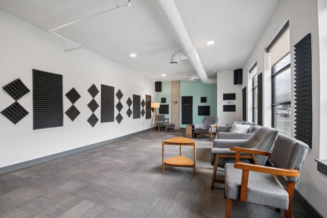 1900 12th Ave S Apt 513, Nashville, TN 37203