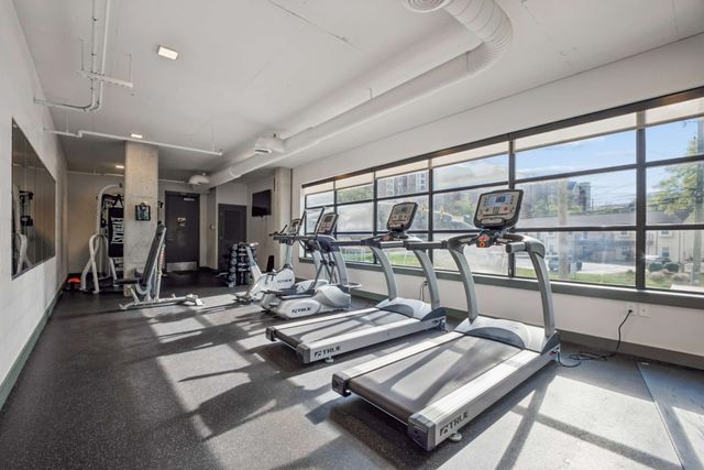 1900 12th Ave S Apt 513, Nashville, TN 37203