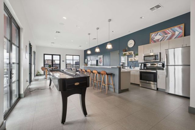 1900 12th Ave S Apt 513, Nashville, TN 37203