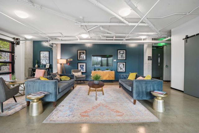 1900 12th Ave S Apt 513, Nashville, TN 37203