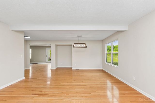 1025 Bucktown Trail, Jackson Twp, OH 45176