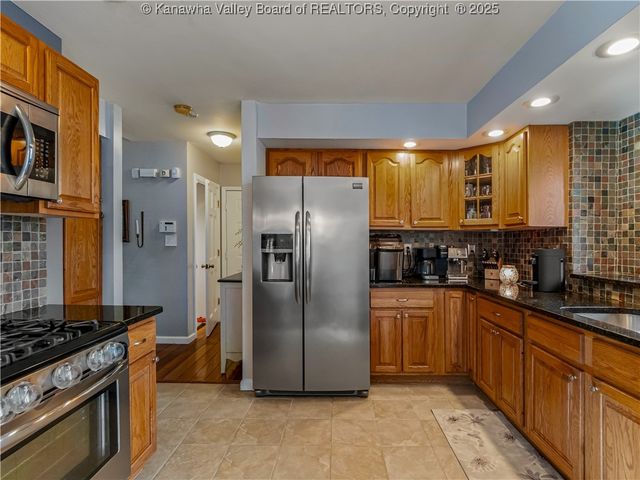 1021 Forest Road, Charleston, WV 25314