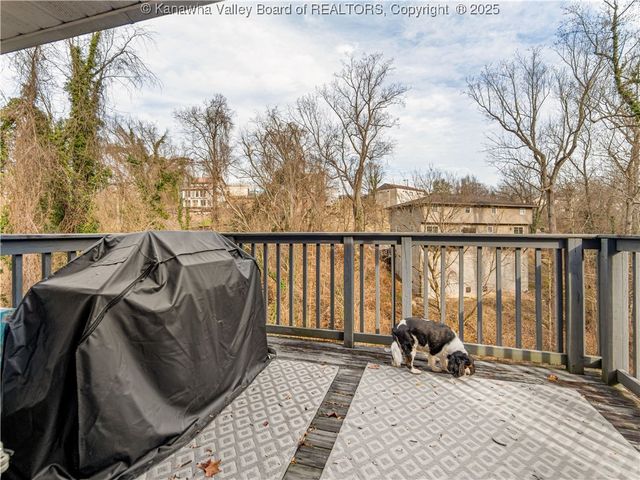 1021 Forest Road, Charleston, WV 25314