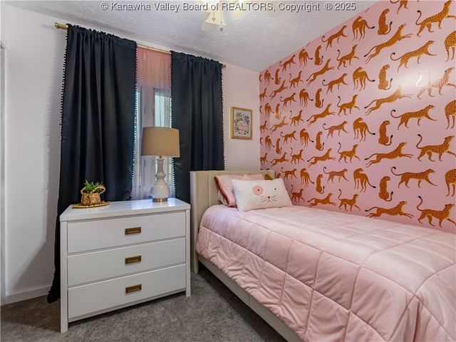 1021 Forest Road, Charleston, WV 25314