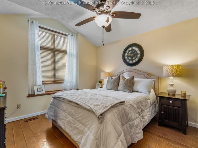 1021 Forest Road, Charleston, WV 25314