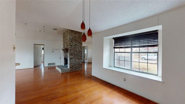 613 Fieldwood Drive, Mesquite, TX 75150