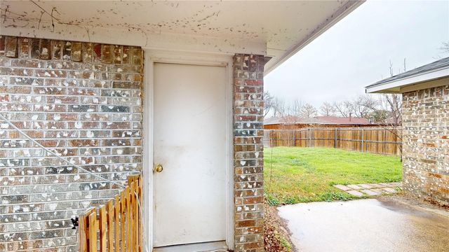 613 Fieldwood Drive, Mesquite, TX 75150