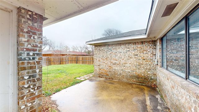 613 Fieldwood Drive, Mesquite, TX 75150