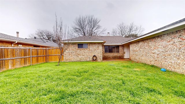 613 Fieldwood Drive, Mesquite, TX 75150