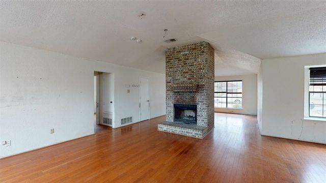 613 Fieldwood Drive, Mesquite, TX 75150