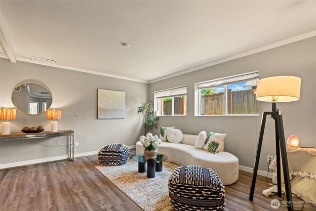 12026 NE 99th Lane, Kirkland, WA 98033