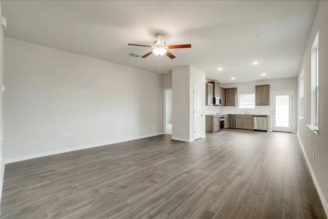1127 Rusk Way, Lewisville, TX 75077