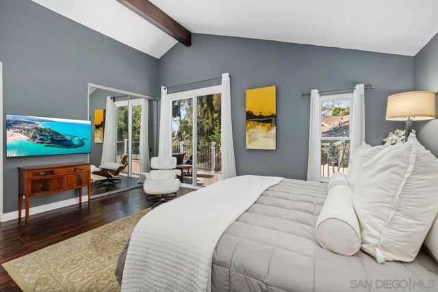 4903 Via Cinta, San Diego, CA 92122