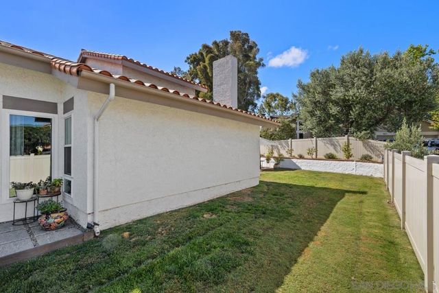 4903 Via Cinta, San Diego, CA 92122