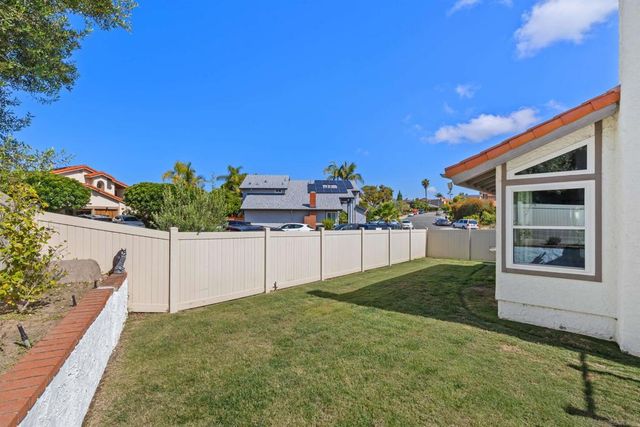 4903 Via Cinta, San Diego, CA 92122