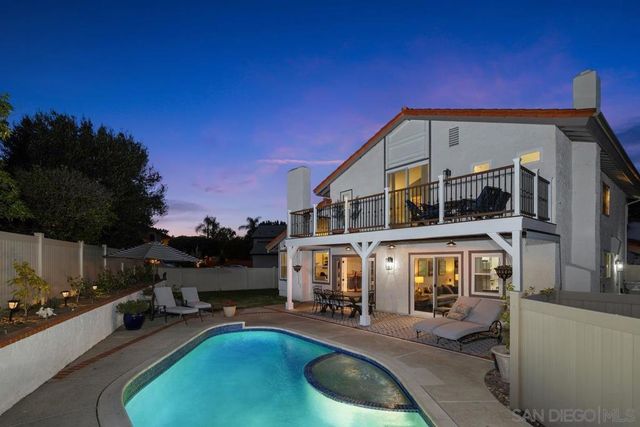 4903 Via Cinta, San Diego, CA 92122