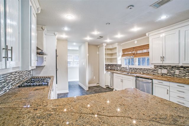 5020 Eldorado Drive, North Richland Hills, TX 76180