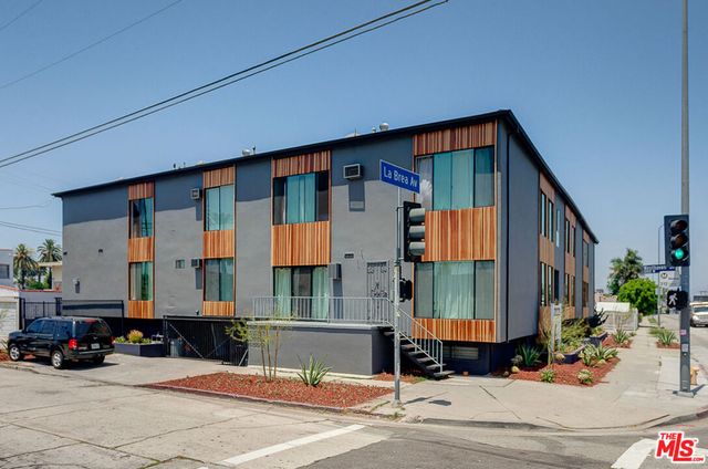 2827 S La Brea Avenue 3, Los Angeles, CA 90016