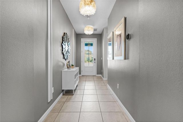 8915 TROPICAL HAVEN COURT, Kissimmee, FL 34747