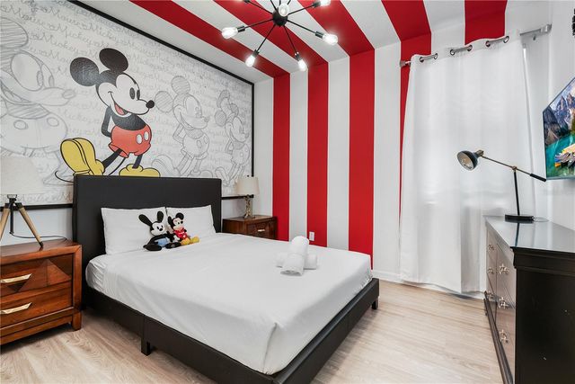 8915 TROPICAL HAVEN COURT, Kissimmee, FL 34747