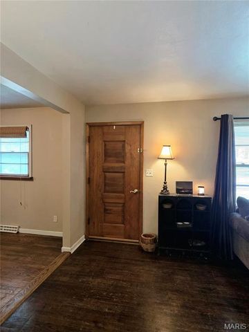 19 E 11th Street, Washington, MO 63090