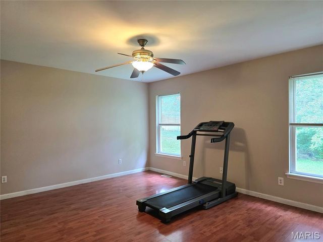 19 E 11th Street, Washington, MO 63090