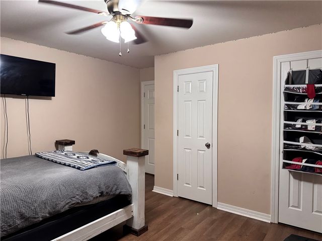 909 S Tulsa Avenue, Russellville, AR 72801