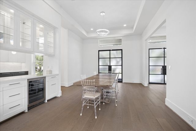4951 Valkeith Drive, Houston, TX 77096