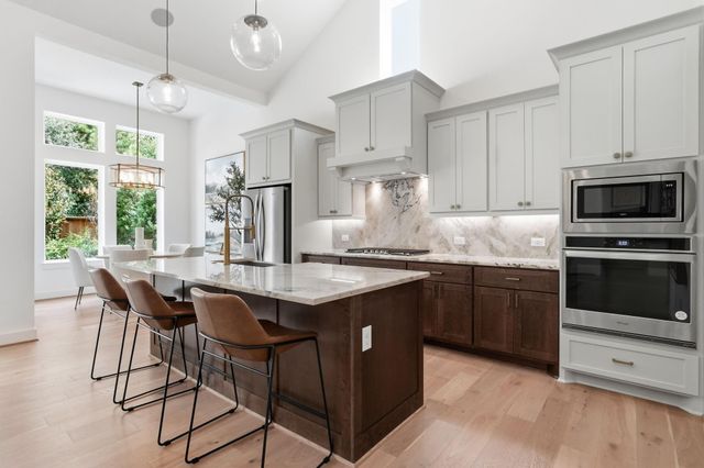 7389 Grandview Meadow Drive, Magnolia, TX 77354