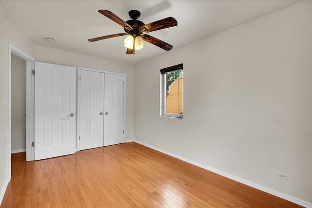 8900 31st Street 18, Brookfield, IL 60513