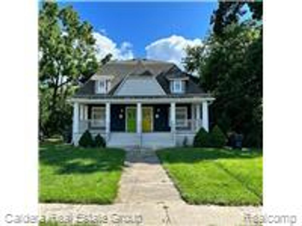 27 Henry Clay, Pontiac, MI 48341