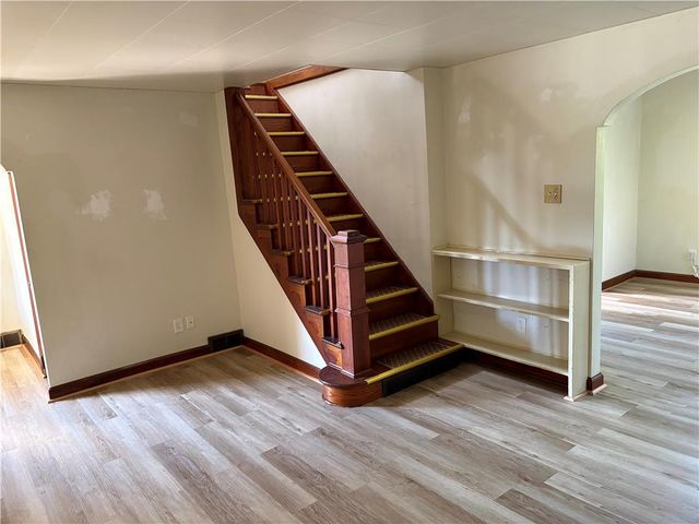 2122 2nd Avenue, Whitehall Twp, PA 18052