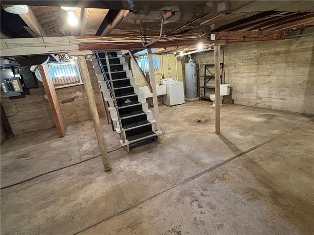 2122 2nd Avenue, Whitehall Twp, PA 18052